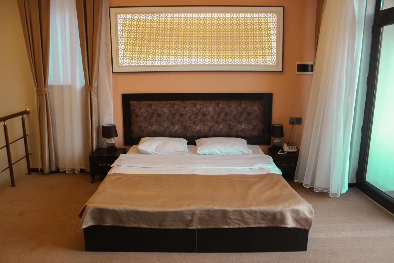 Twin Castle Boutique Hotel Baku Extérieur photo